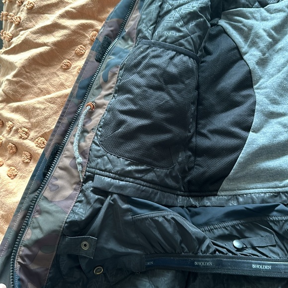 Holden Women’s Snowboard/Ski Coat - Picture 4 of 6